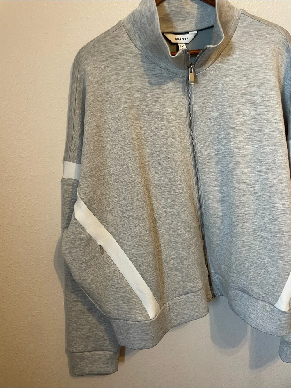 SPANX Women's AirEssentials Striped Track Jacket Light Gray 2X
